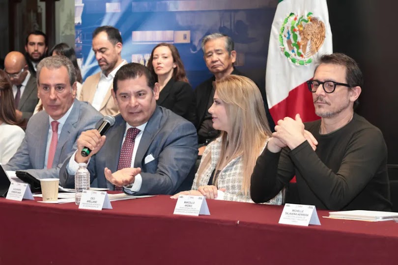 Alcalde de Puebla garantiza diálogo y avance del Paseo de Campeones