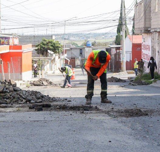 Pepe Chedraui impulsa bacheo para mejorar vialidades en Puebla