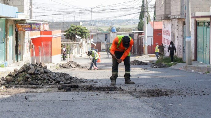 Pepe Chedraui impulsa bacheo para mejorar vialidades en Puebla