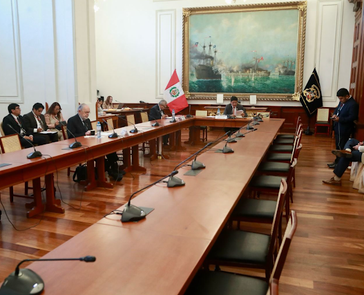 Congreso de Perú: solo cinco congresistas asisten a comisiones