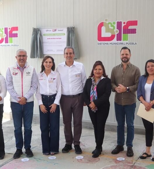 Puebla inaugura 10 desayunadores escolares contra desnutrición