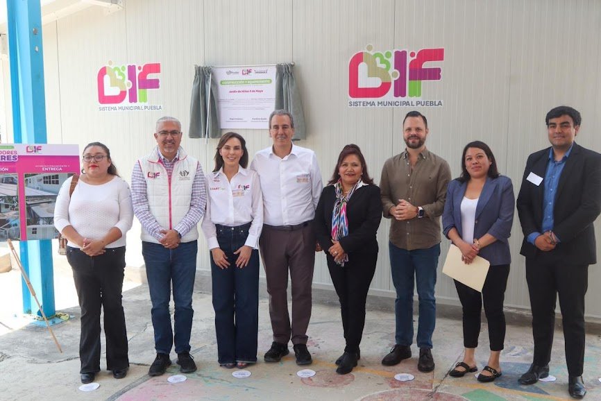 Puebla inaugura 10 desayunadores escolares contra desnutrición